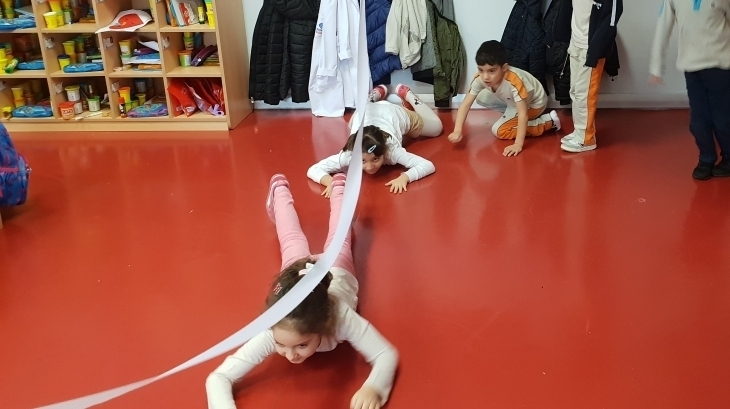 Halkalı Okul Öncesi  Yıldızlar Grubu Öğrencileri Kurallı Oyun Etkinliğinde