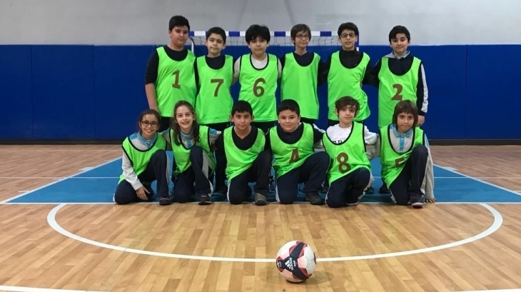 Hentbol Takımımız Maçlarına Devam Ediyor