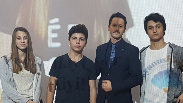 Kemerburgaz Okul Öğrenci Meclisi ve Okul Meclis Başkanlığı Seçimleri Tamamlandı