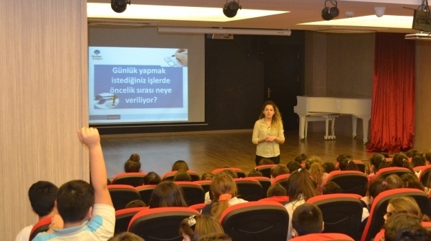 Konyaaltı Kampüsünde "Zamanı İyi Değerlendirme" Semineri