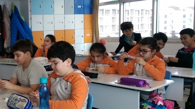 Konyaaltı Kampüsü 4-A Sınıfı Matematik Dersinde