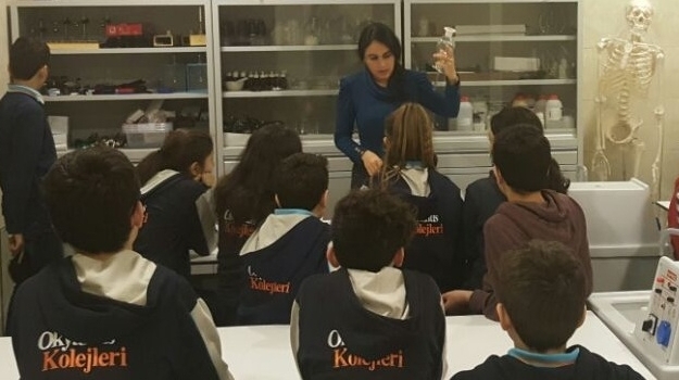 Konyaaltı Kampüsü 7. Sınıf Öğrencileri Laboratuvarda