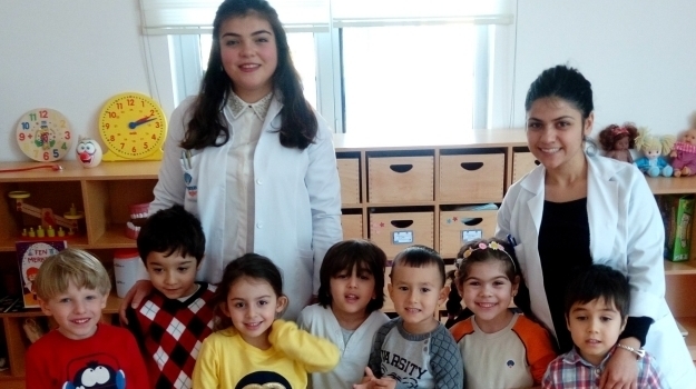 Konyaaltı Kampüsü İnciler Grubu Bilingual Dersinde