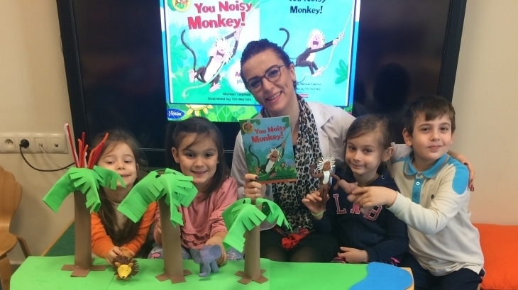 Mavişehir Okyanus Koleji Okul Öncesİ Çiçekler Grubu İngilizce Dersinde