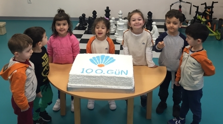 Mimarsinan Okyanus Koleji Okul Öncesi Kademesi 100. Gün Okul İçi Etkinliğinde