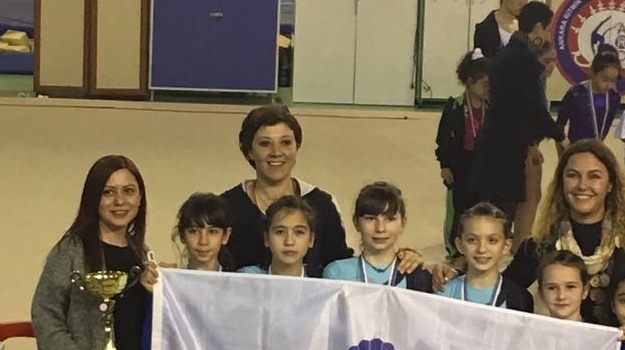 Miniklerimiz Cimnastikte Madalyaları Topladı!