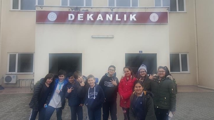 Nilüfer Okyanus Ortaokulu Öğrencileri Veteriner Hekimliği Hakkında Bilgi Sahibi Oldu