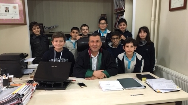 Fatih Kampüsünde Ortaokul Kademesi 'Gelecekte Bir Gün, Meslekte İlk Gün' Projesi