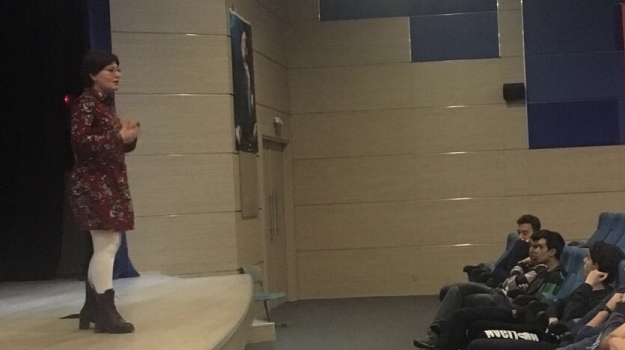 Sancaktepe Anadolu Lisesi 12. Sınıf Öğrencileri YGS' ye 1 Ay Kala Seminerde Buluştu