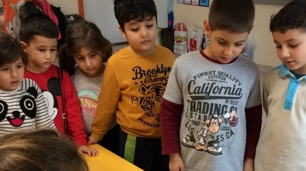 Sancaktepe Okyanus Koleji Okul Öncesi Gökkuşağı Grubu Öğrencileri Fen-Doğa Etkinliğinde