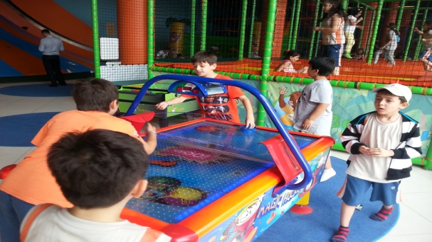 Halkalı ve Fatih Okyanus Yaz Spor Okulları, Babalu Eğlence Merkezi'nde
