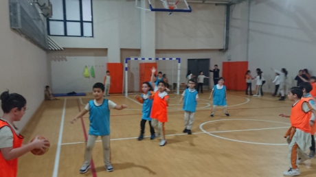 "Sınıflar Arası Hentbol Turnuvaları" Başladı...