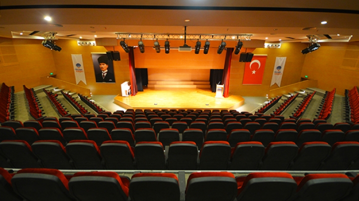 Konferans Salonu 2