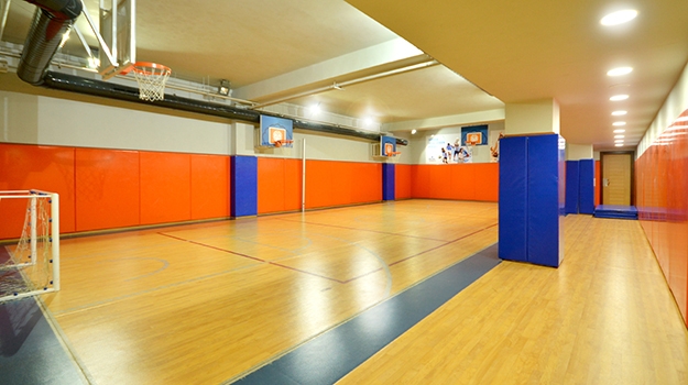 Kapalı Spor Salonu