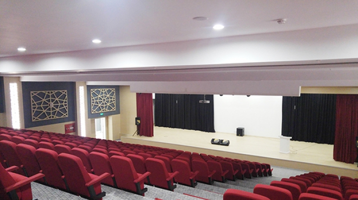 Konferans Salonu