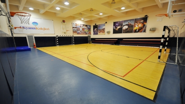 Kapalı Spor Salonu