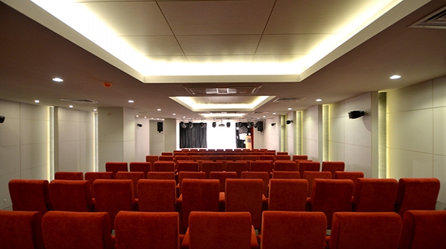 Konferans Salonu 2