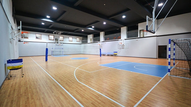 kapalı spor salonu 2