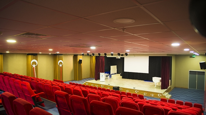 Konferans Salonu