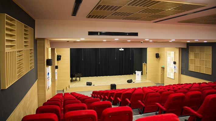 Konferans Salonu
